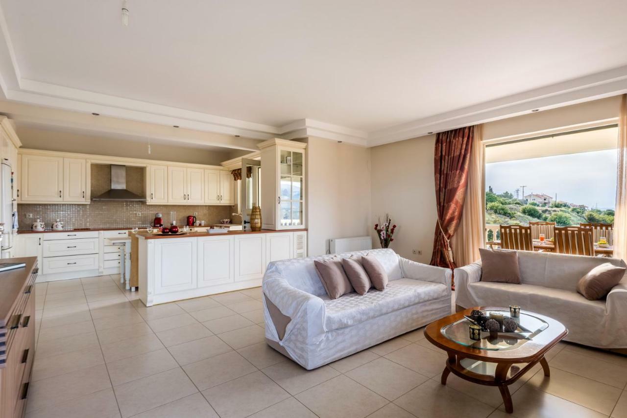 Adelinas' Apartment